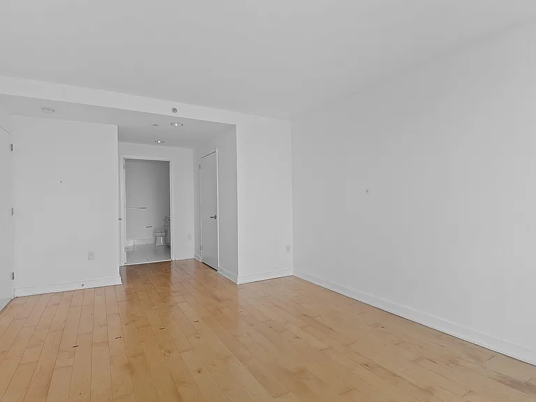 2 2nd St #1103 — Photo 10