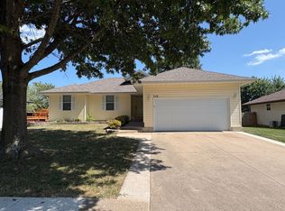 5118 N Graybrooke Dr, Ozark, MO 65721