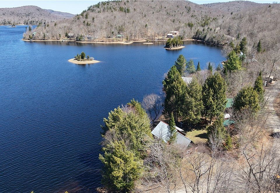 1st image of 2923 S Lake Rd