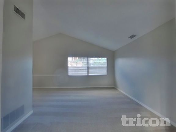 3rd image of 2036 Pompano Pkwy