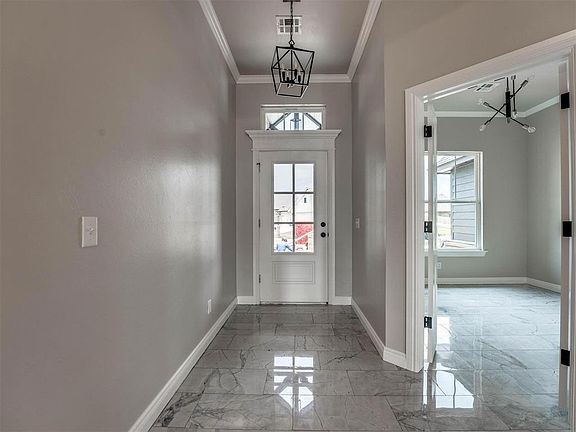 5th image of 9416 SW 44th Ter