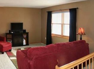 4827 Valley Dr NW, Rochester, MN 55901