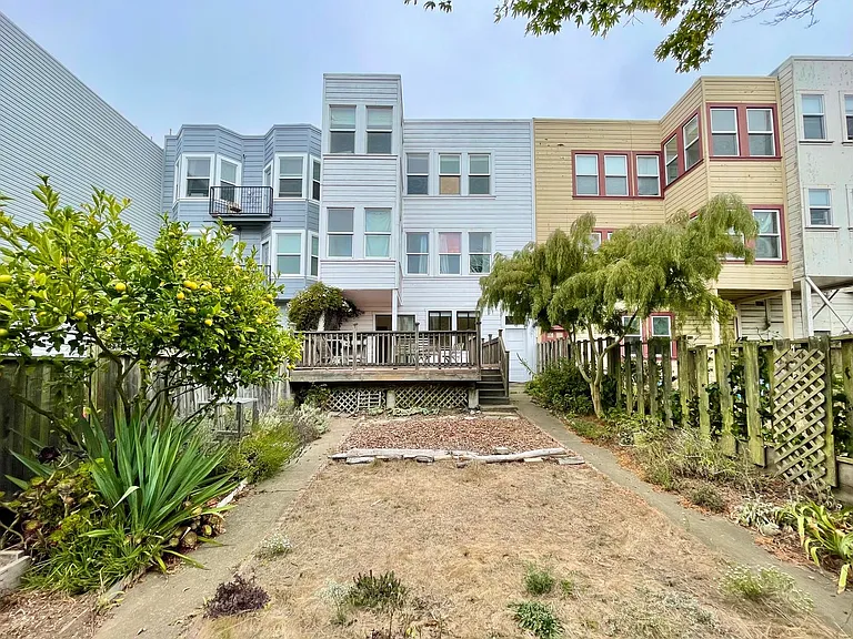 743 11th Ave — Photo 16
