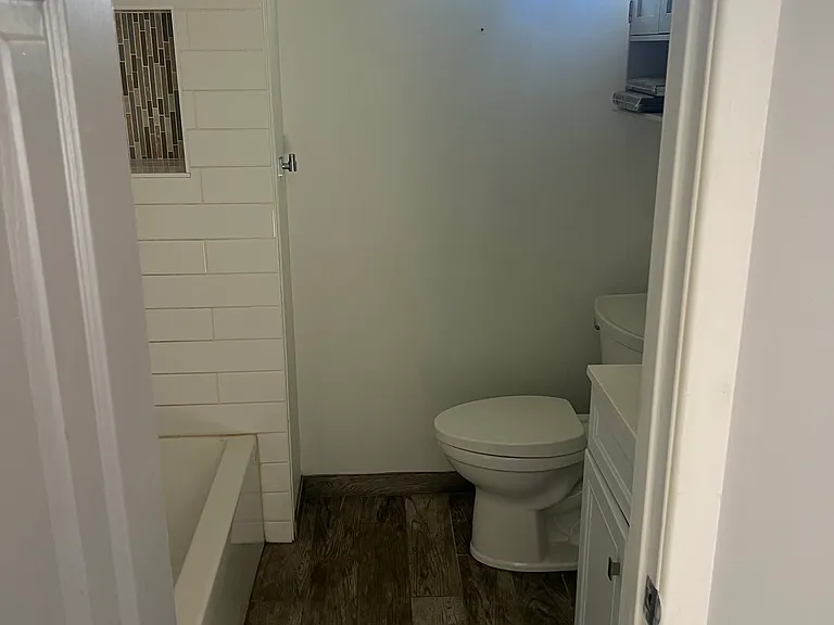6614 Estrella Ave — Photo 4