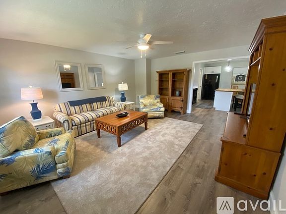 4th image of 657 18th St #657A