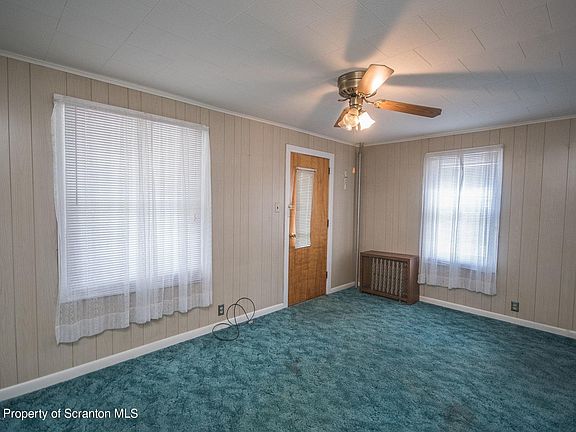 5th image of 849 Throop St