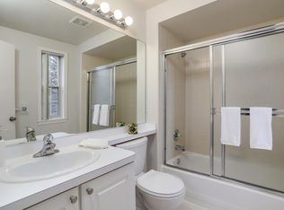 1820 E Maple Ave, Birmingham, MI 48009