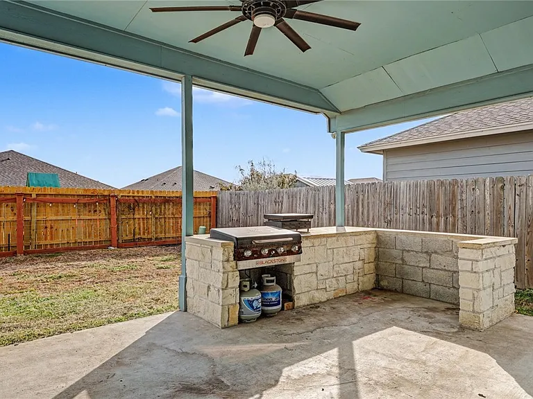 9609 Sedalia Trl — Photo 27