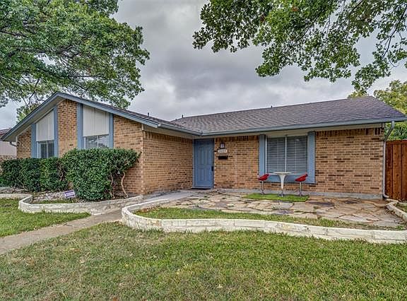3rd image of 2127 Benbrook Dr