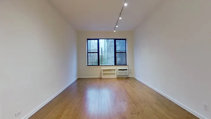 Rented by Compass | media 8