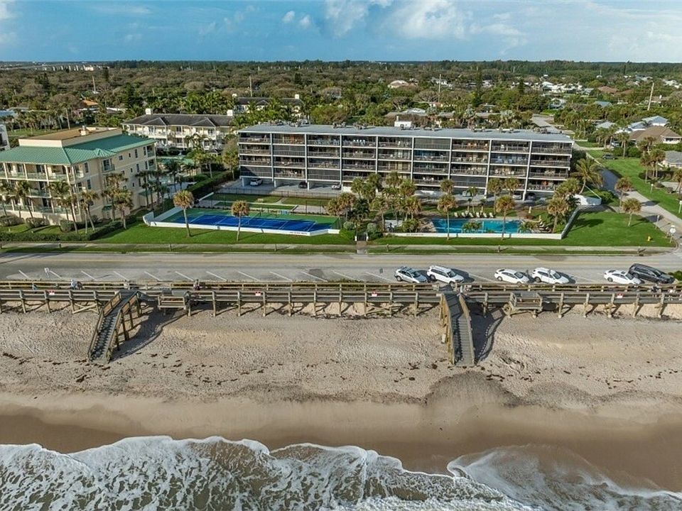 1st image of 4141 Ocean Dr APT 303