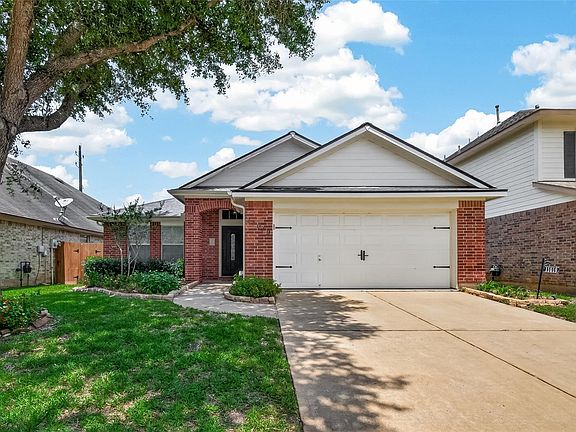 2nd image of 11019 N Auden Cir