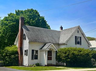 36 Green St, Bellows Falls, VT 05101