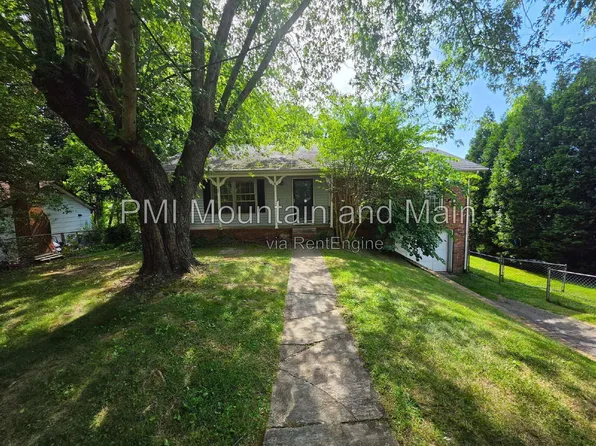 4 Erwin Dr, Asheville, NC 28806