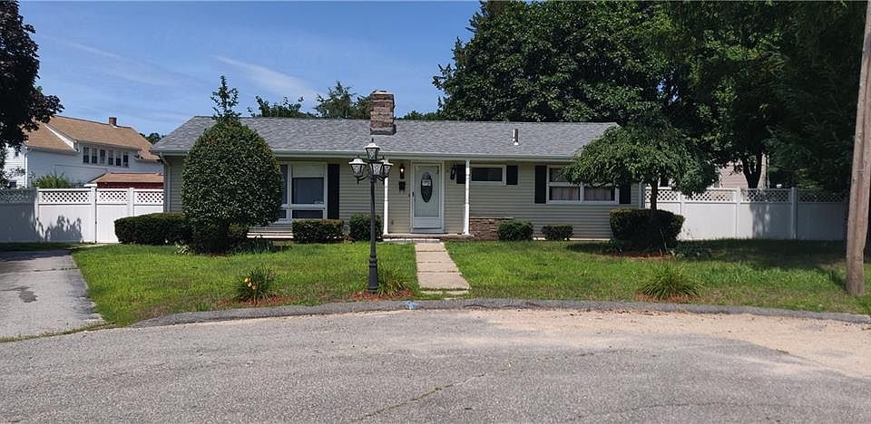 1st image of 8 Patricia Cir