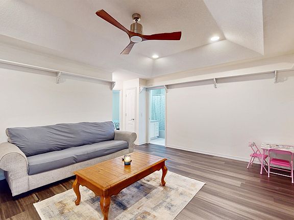 2nd image of 20505 NE 114th Ave