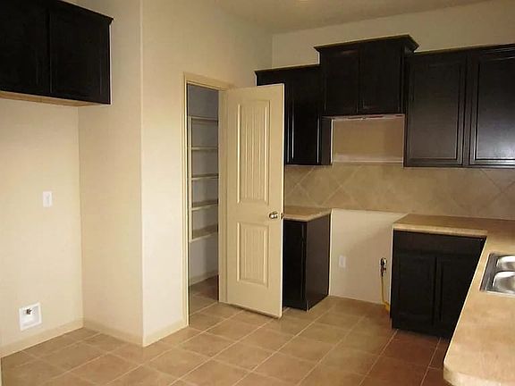4th image of 14023 Long Meadow Dr
