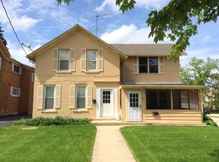 302 State St #B, Saint Charles, IL 60174