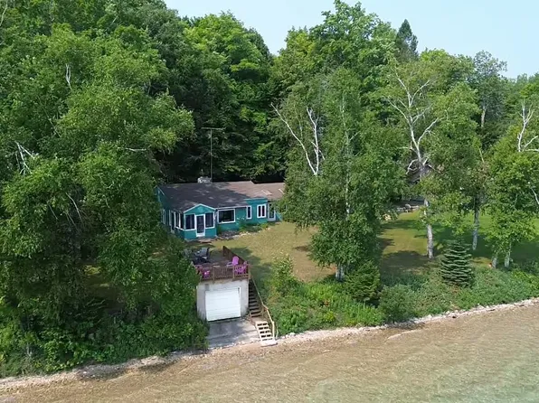 1070 Us Highway 31 N, Kewadin, MI 49648