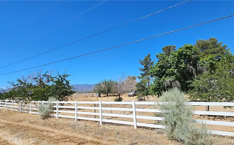 11010 Valle Vista Rd — Photo 25