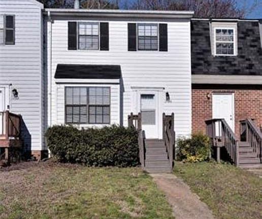 3rd image of 1756 Skiffes Creek Cir