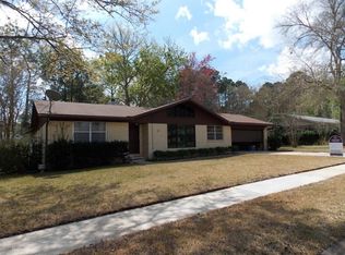 34 Canterbury Ct, Orange Park, FL 32065