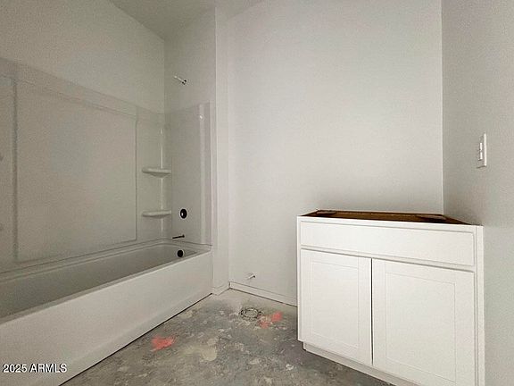 5th image of 47747 W KENNER Drive