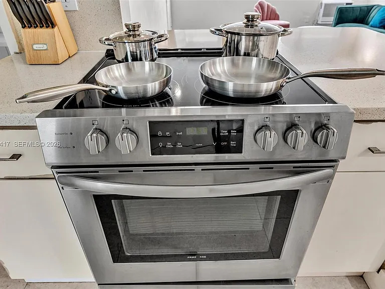 10000 E Bay Harbor Dr #12 — Photo 8