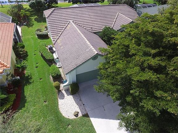 2nd image of 9752 Mar Largo Cir