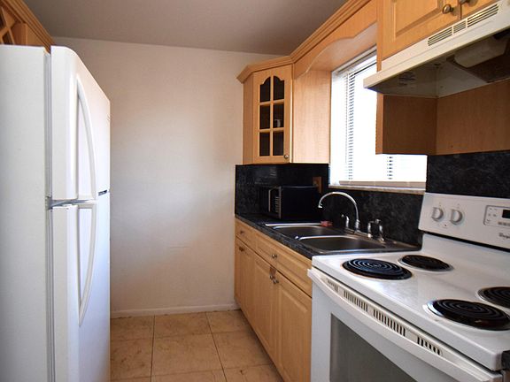 4th image of 6066 Forest Hill Boulevard #103