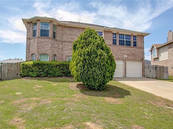 4th image of 831 Burney Ct