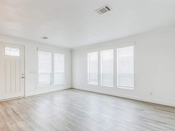 3rd image of 2727 E University Dr Lot 149