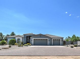 907 W Restin Rd, Phoenix, AZ 85086