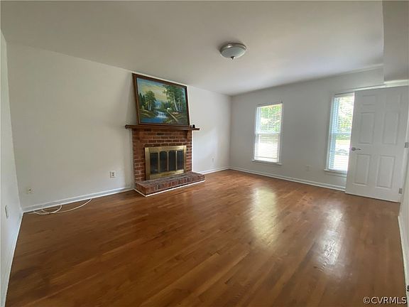 3rd image of 4711 W Lakefront Dr