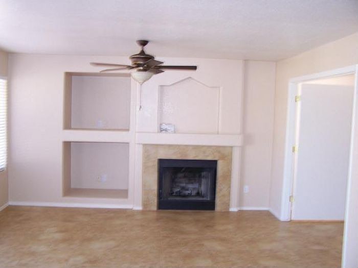 2nd image of 803 S Tobin Cir