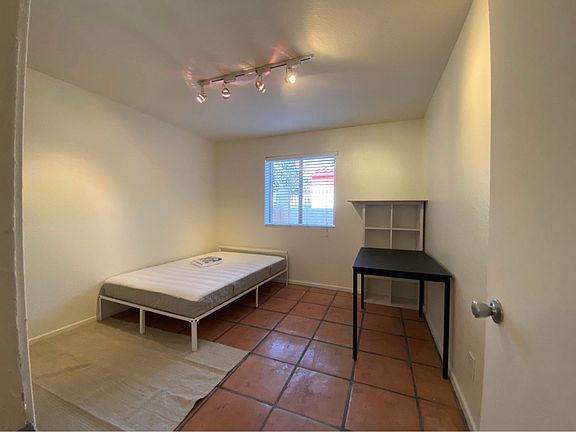 3rd image of 510 W University Dr Unit 120