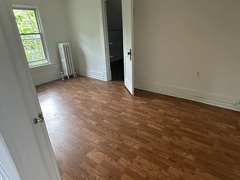 239 Ashland Ave #2 — Photo 4