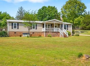 489 Old River Rd, Pelzer, SC 29669