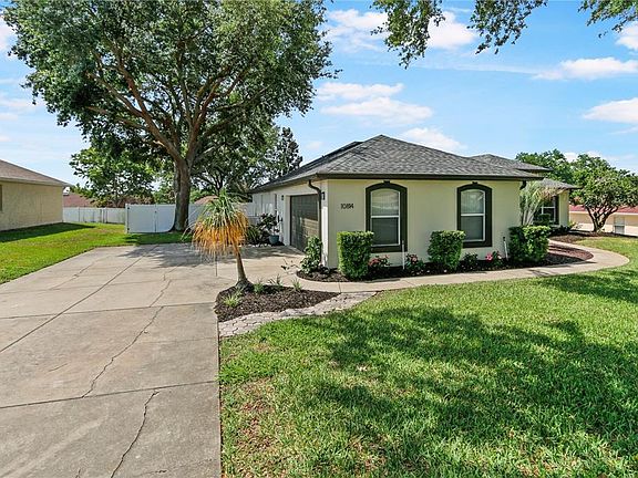 4th image of 10814 VINEYARD COURT
