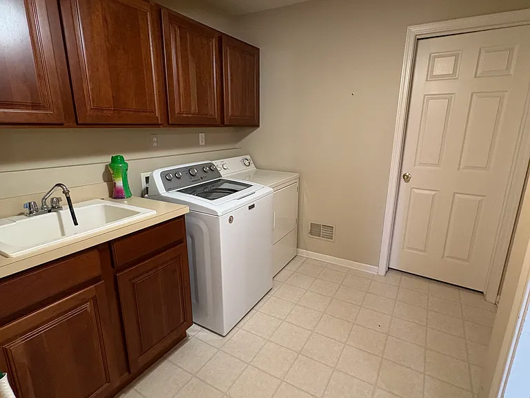 763 Paint Creek Dr — Photo 21