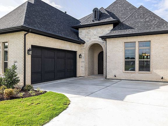4th image of 6021 Bridgecreek Way