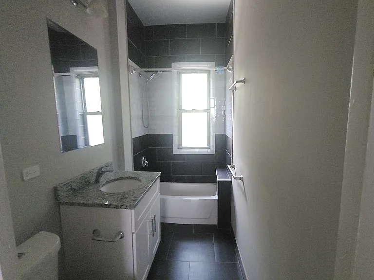 5825 N Wayne Ave #2S — Photo 12