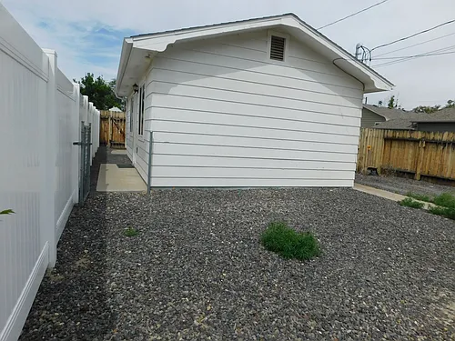 1318 N 16th St Photo 1