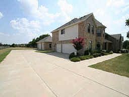 1st image of 2861 Forest Dr