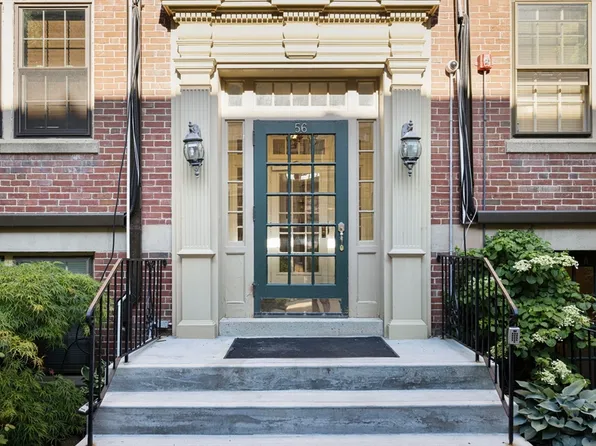 56 Elm St APT 10, Worcester, MA 01609