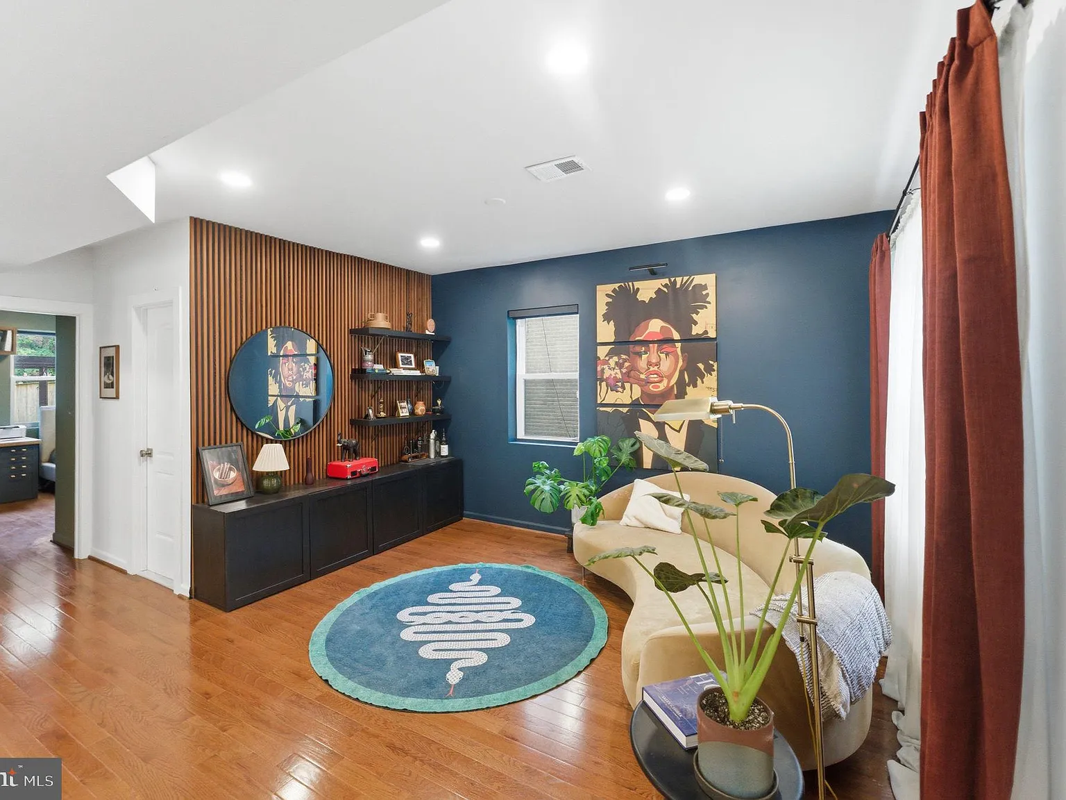 3 bed, 2805 sqft, $4,225 — Photo 1