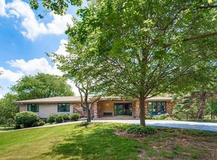 22W255 Glen Park Rd, Glen Ellyn, IL 60137