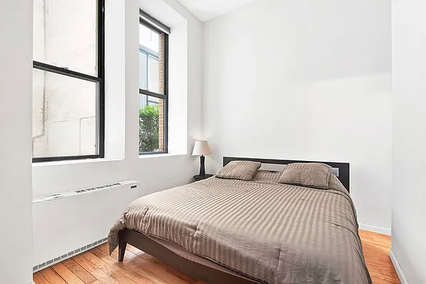 Sold by Compass | media 7