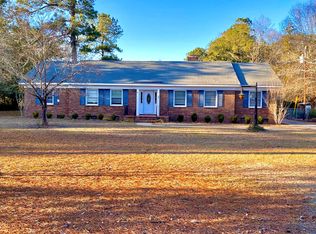 529 Sunset Dr, Manning, SC 29102