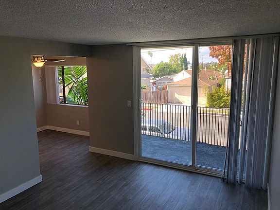 4th image of 916 W Beach Ave APT 210